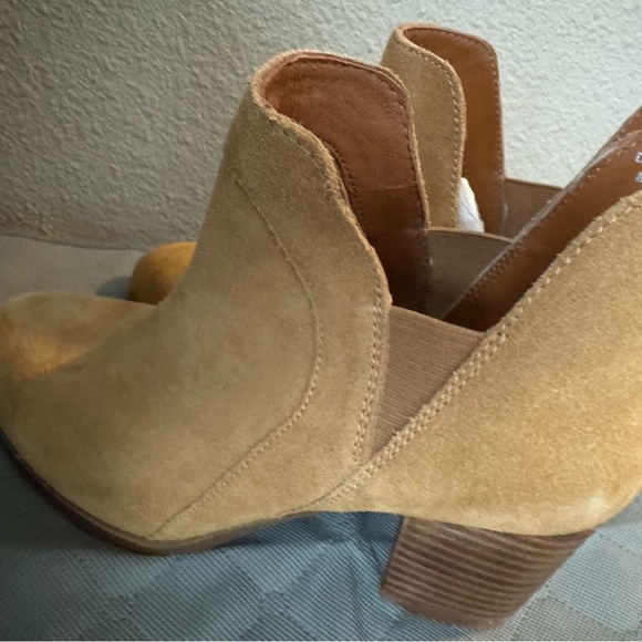 MIA Women's Tan Ankle Boots Sz 6 - Picture 12 of 16